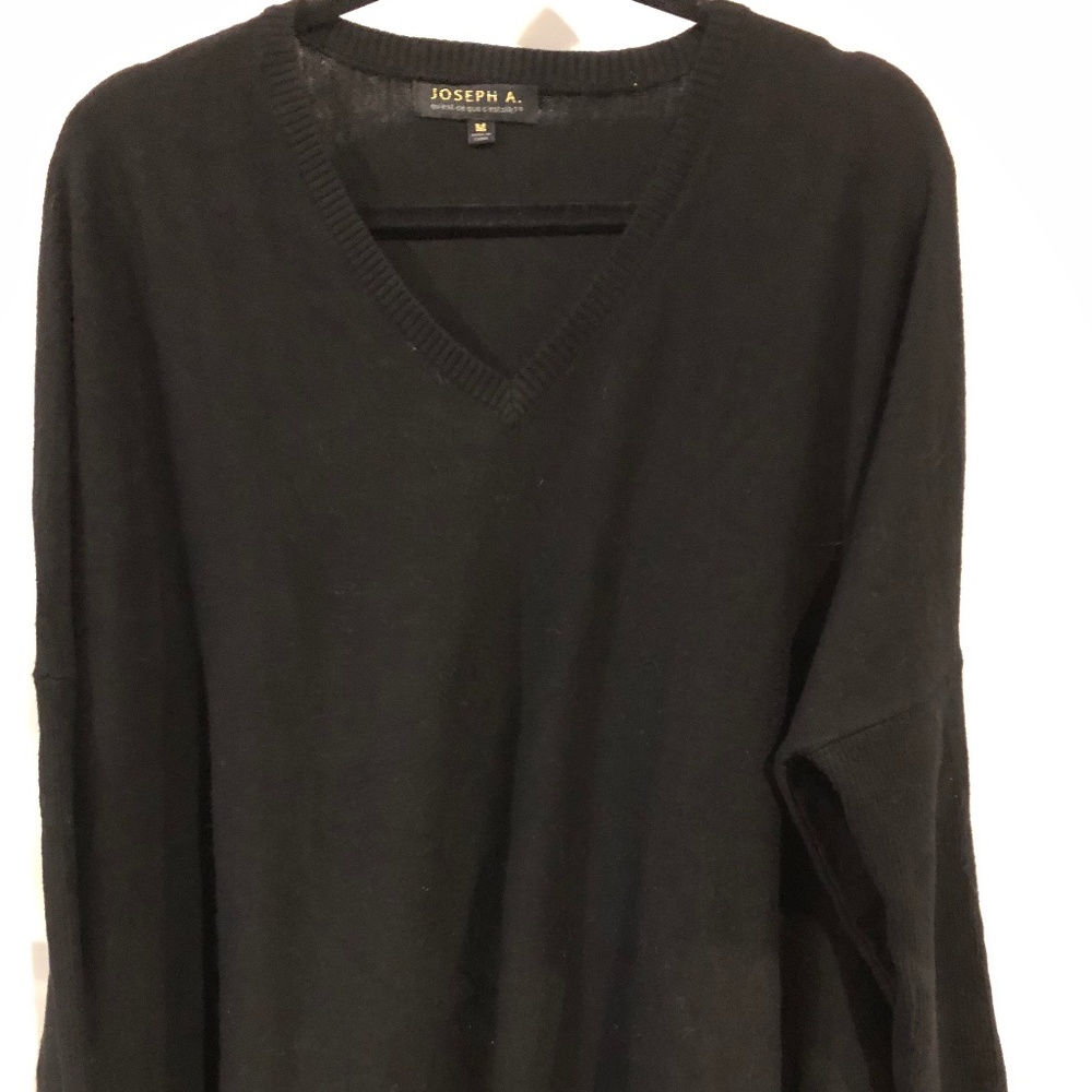 JOSEPH A. Oversized black v-neck